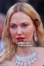 573 Meryem Uzerli Photos & High Res Pictures