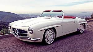 Mercedes 190 Sl En Attente De Reparation Dans Ma Cour Bmwclassiccars Mercedes 190 Classic Cars Dream Cars