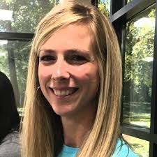 Ann Senn's Instagram, Twitter & Facebook