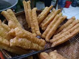 Bahan bahan 200 gr tepung terigu 200 ml susu uht full cream 1 butir telur 1 sdt baking powder 5 sdm gula pasir. Ini Dia 7 Kue Asal China Yang Populer Di Indonesia