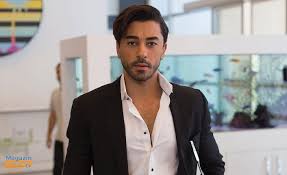 After many years , yigit is back and wants to meet deniz. Gokhan Alkan In Otel Teklifli Mesajlari Ifsa Oldu