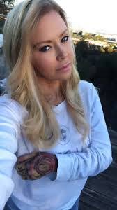 Jenna Hammond's Instagram, Twitter & Facebook