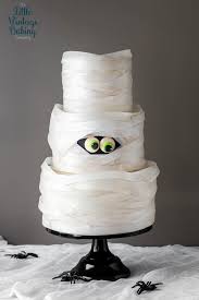 Pin By The Little Vintage Baking Comp On Cake Tutorials In 2020 Cake Tutorial Vintage Baking Baking Company