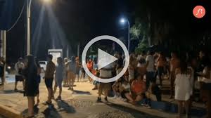 Nelle ultime ore stanno circolando sui social network i video di un fenomeno ottico molto raro avvenuto in messico in seguito al terremoto . Dto71s5u1ahvsm