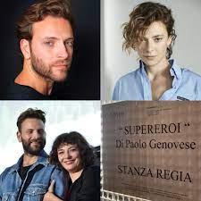 Supereroi è un film di genere commedia del 2020, diretto da paolo genovese, con alessandro borghi e jasmine trinca. Alessandro Borghi E Jasmine Trinca Nel Cast Di Supereroi Rb Casting