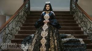 ※ jika gambar standar juga gelap, sesuaikan kepadatan warna. Deep Heart Busana Berwarna Gelap Dan Hitam Yang Tetap Pancarkan Keanggunan Surya