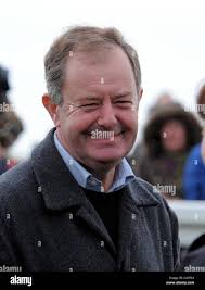 NIGEL TINKLER TRAINER BEVERLEY RACECOURSE BEVERLEY ENGLAND 07 May 2012  Stock Photo