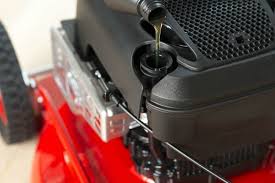 Solved The Best Type Of Oil To Use For A Lawn Mower In 2020 Lawn Mower Lawn Mower Maintenance Mower