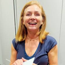 I have to admit, being in front of a video camera isn’t exactly my comfort  zone. But I felt a deep urge to share something close to my heart: the  power of gratitude. , Throughout my journey as an art ...