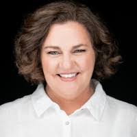 Teva Moore's Instagram, Twitter & Facebook