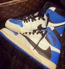 Nike air force 1 x travis scott cactus jack. Travis Scott In A Fragment Design Like Nike Air Force 1 Leather Lux White Crocodile River Cactus Jack Royal Grailify