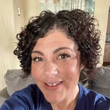 Larissa Young's Instagram, Twitter & Facebook