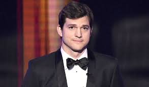 Последние твиты от ashton kutcher (@aplusk). Ashton Kutcher Height Weight Age Wiki Bio Wife Net Worth Facts