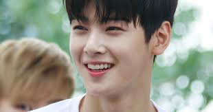 Cha eun woo astro dan dahyun twice pernah terlibat dalam sebuah mini drama romantis yang berjudul replies that make us flutter. Astro Cha Eunwoo Reveals He Has Never Dated Due To Fear Of Rejection Kpopstarz