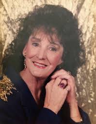 Faye Hull's Instagram, Twitter & Facebook