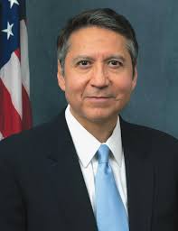 Vincent Logan's Instagram, Twitter & Facebook