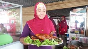 Ternyata cocok untuk ditemuin sama opor ingkung. Mantan Tkw Kembangkan Ingkung Ayam Madu Panggang Khas Korea Tribun Jogja
