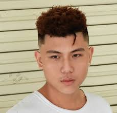 We include advice on hairstyles, beards and moustaches as well as eyewear too! 45 Best Haircuts For Fat Faces Find Your Perfect One 2021