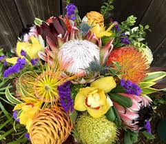 Fedex and ups will leave all flowers at the delivery point without requiring our fresh tropical flowers are the perfect gift from paradise! Protea Tropical Mixed Baskets Local Maui Delivery Maui Blooms