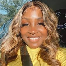 Deanna Bolden's Instagram, Twitter & Facebook