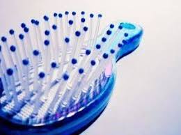 5 Diy All Natural Ways To Fight Frizzy Hair Hair Brush Makeup Brush Cleaner Vinegar Diy Makeup Brush Cleaner