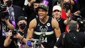 O'neal was a dominant post presence, an athletic big man, who can take over a game, yet cannot shoot or make free throws. L1jjpd23jg5gtm