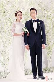 He is a master thespian whose work has received both critical acclaim and commercial success. Lee Byung Hun Lee Min Jung Tied The Knot While We Slept Lee Min Jung Lee Byung Hun Lee Min