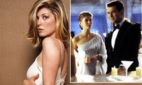 Find the perfect rosamund pike bond stock photo. Rosamund Pike Is A Bond Girl On A Mission With Tom Cruise Daily Mail Online