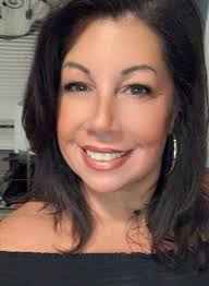 Career stories: From data entry to senior leader