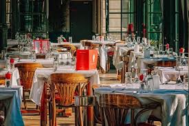 Nach der wiederaufnahme des deutschlandweiten gastrobetriebs im mai steht die frage nach den nachhaltigen auswirkungen der coronakrise auf die branche. Corona Krise Quo Vadis Gastronomie Zuschuesse