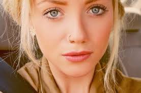 Nicole Bryant-Shaffer (nicoolio74)