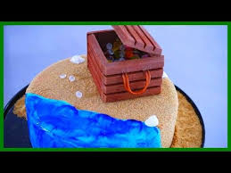 Oft ist der eigentliche gewinn für die kinder, dass sie gemeinsam ein tolles abenteuer erleben. Einfach Anfangerfreundlich Super Schnelle Schatztruhen Torte Mit Strandeffekt Kuchenfee Youtube