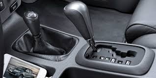 Plecarea de pe loc este recomandat a se efectua cu accelerare usoara, dozand forta de a pasa re a pedalei. 8 Secrete Auto Cum Verificam Corect O Masina Second Hand Cu Transmisie Automata Inainte Sa O