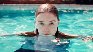 Ranking the 50 best comedy tv shows on netflix, including the office, friends and parks and recreation. 10 Best Comedy Tv Shows On Netflix Right Now