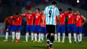 Sus 'resbalones' en el mundial de brasil 2014 y en la copa américa 2015 son parte de la leyenda negra de argentina. Penal De Higuain Chile Vs Argentina Reto Fifa 15 Copa America 2015 Youtube