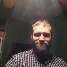 Michael Perin's Instagram, Twitter & Facebook