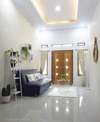 Salah satu ciri dekorasi ruang tamu minimalis sederhana adalah penggunaan furnitur multifungsi. Penataan Ruang Makan Sederhana Cek Bahan Bangunan
