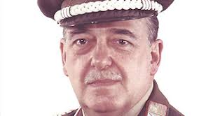 A 39 anni dalla morte del generale carlo alberto dalla chiesa, assassinato dalla mafia il 3 settembre del 1982, canale 5 ripropone il film del 2007 che . Il Generale Dalla Chiesa Padre Della Patria E Gli Assassini Di Stato