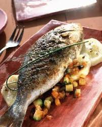 Daurade Grillee Aux Epices Sur Pommes De Terre Recettes De Cuisine Cuisine Poisson Recette Poisson