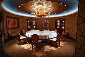 Dining aboard the disney dream promises a culinary confection of fresh, expertly prepared dishes with a dash of disney magic. Disney Dream Cruise Best Splurges From Spa To Castaway Cay Cabanas