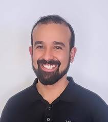 Adam Akari's Instagram, Twitter & Facebook