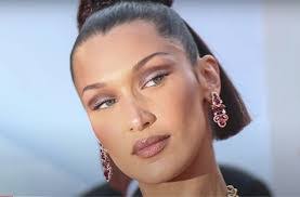 Bella Hadid's Instagram, Twitter & Facebook
