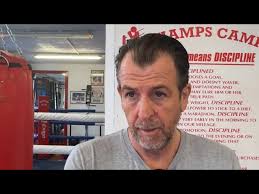 MARK BATESON BRINGS SMALL HALL BOXING BACK TO LEEDS WITH BACK TO BACK SHOWS  AT ELLAND ROAD