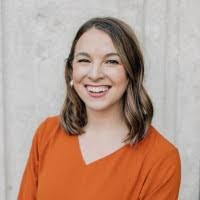 Halie Crom's Instagram, Twitter & Facebook