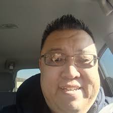 Cheap phone stores around Quad Cities?