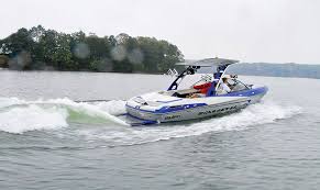 Probably the most notable feature on the vtx is the dash. Malibu Wakesetter 23 Lsv Boating World