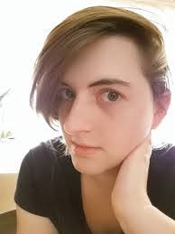 Zoe Baldwin's Instagram, Twitter & Facebook