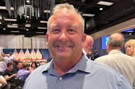 Trump voters applaud his move