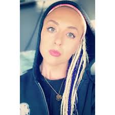 Alicia Sweet's Instagram, Twitter & Facebook