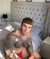 Chris hatton - 70 photo